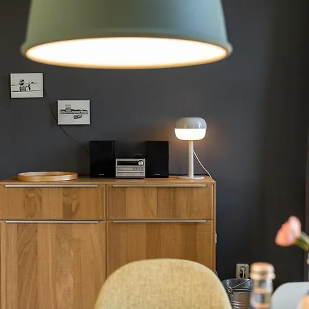 Apartment Haus Am Schilf - 6 *