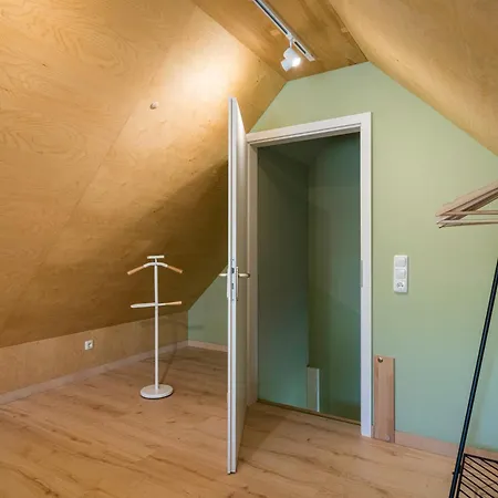 Apartment Haus Am Schilf - 6 *